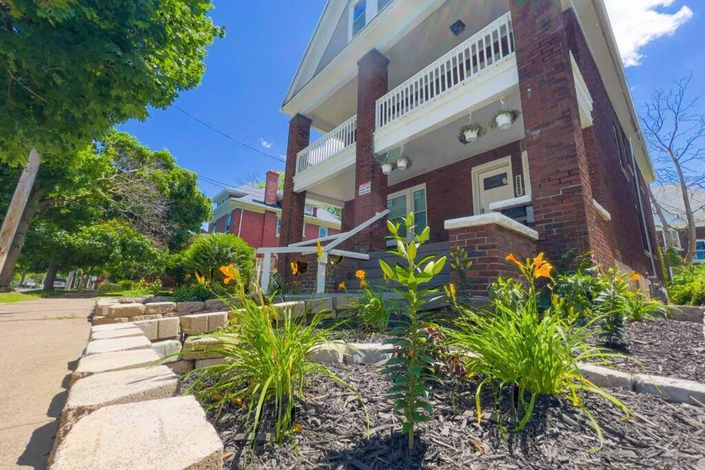 Comfortable 3Br, 1 Bath Close To The Falls Niagara Falls Exterior foto